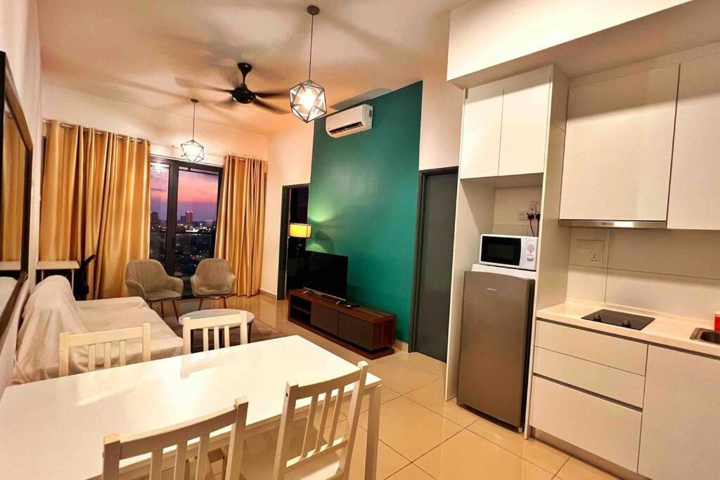 Cozy Aera Residence / Free Wi-Fi Netflix / Sunway ペタリンジャヤ エクステリア 写真