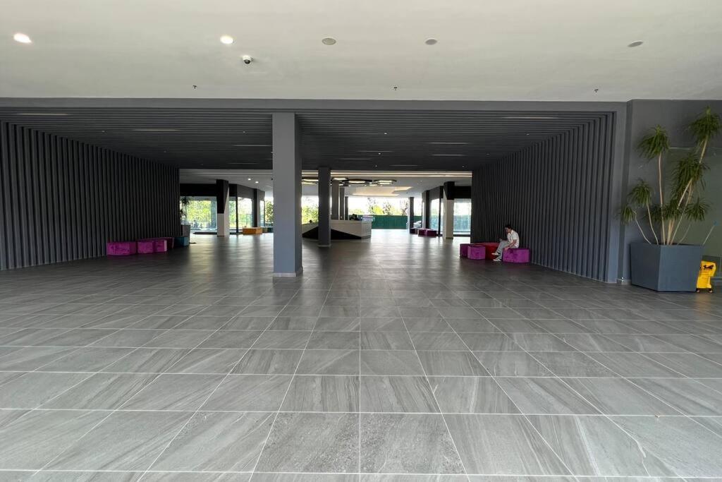 Cozy Aera Residence / Free Wi-Fi Netflix / Sunway ペタリンジャヤ エクステリア 写真
