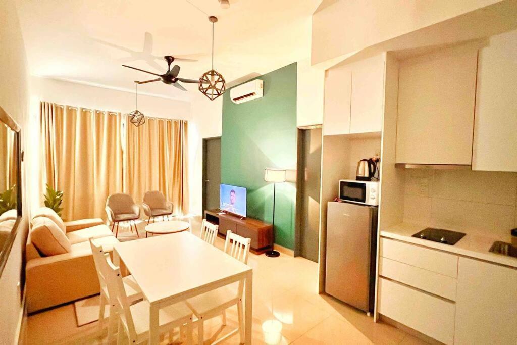 Cozy Aera Residence / Free Wi-Fi Netflix / Sunway ペタリンジャヤ エクステリア 写真